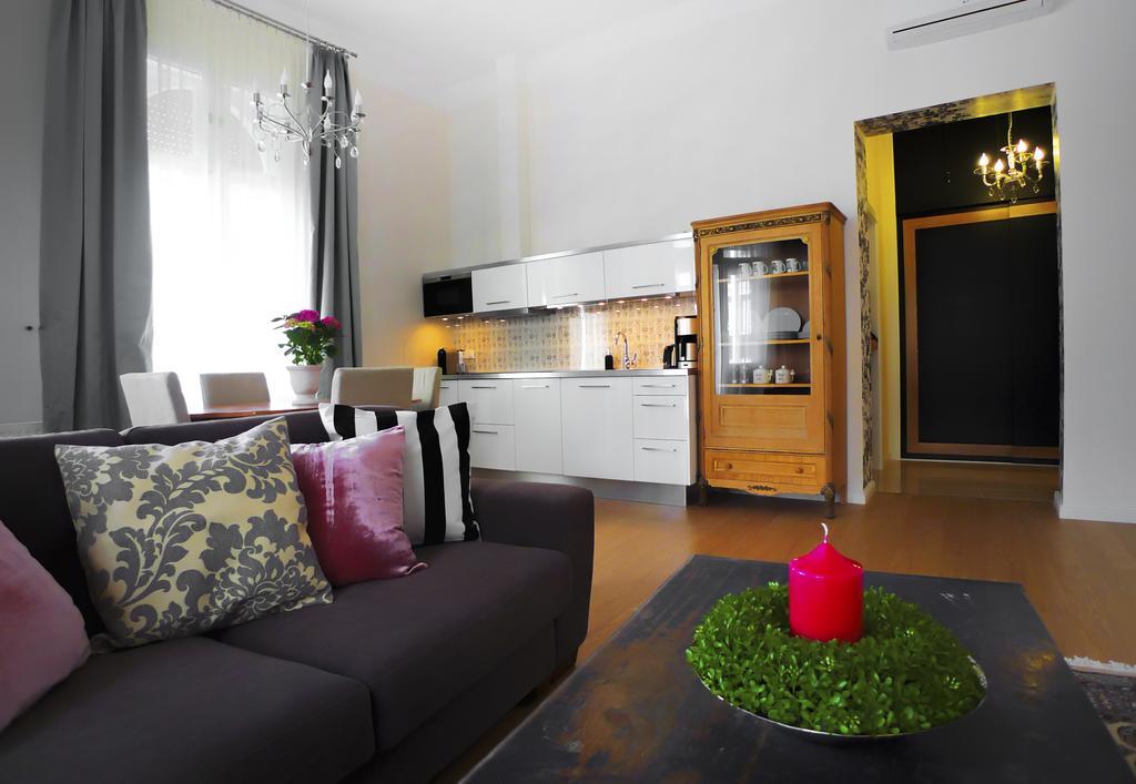 Golden Stars Budapest Apartments Buitenkant foto