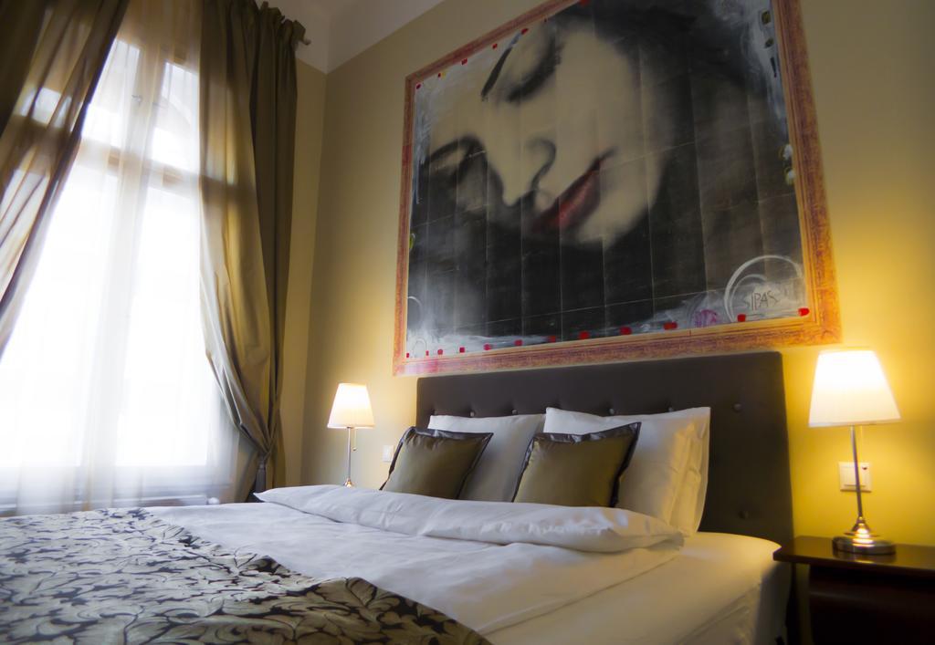 Golden Stars Budapest Apartments Buitenkant foto
