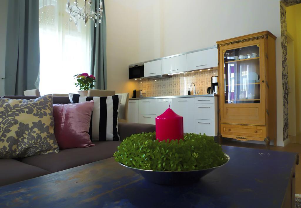 Golden Stars Budapest Apartments Buitenkant foto